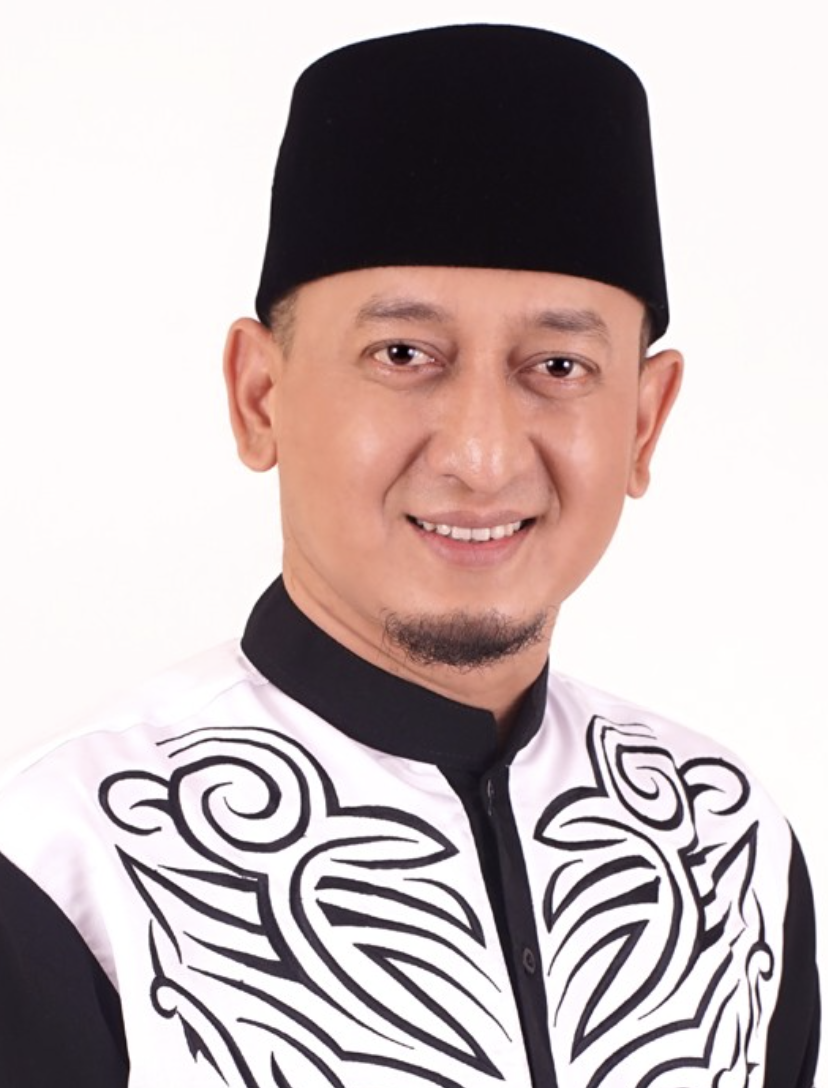 Ustadz Achmad Zacky Mirza